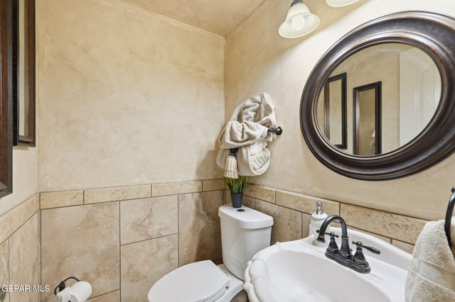 12470 PASEO LAGO Drive, El Paso, TX 79928