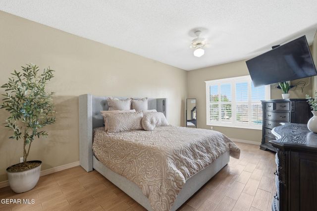 12470 PASEO LAGO Drive, El Paso, TX 79928