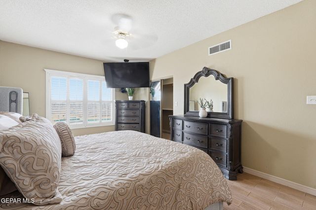 12470 PASEO LAGO Drive, El Paso, TX 79928