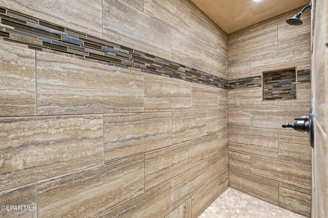 12470 PASEO LAGO Drive, El Paso, TX 79928