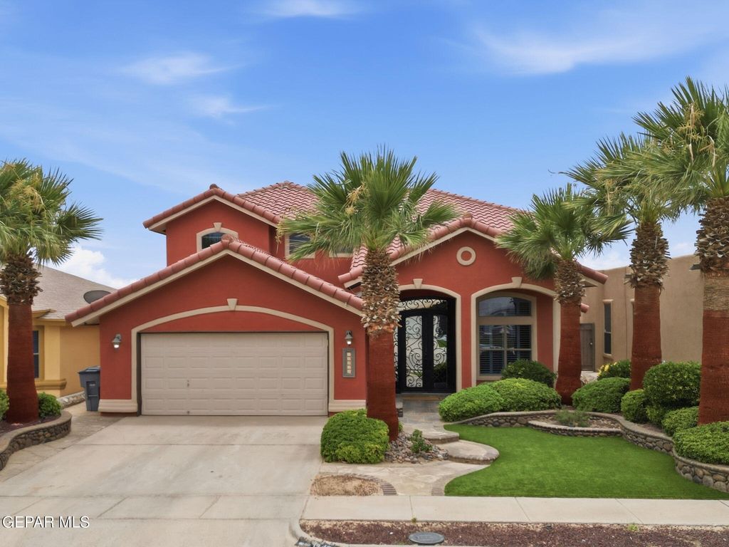 12470 PASEO LAGO Drive, El Paso, TX 79928