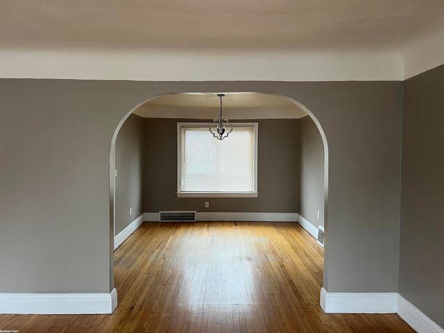 26 Hollywood Court, Mount Clemens, MI 48043