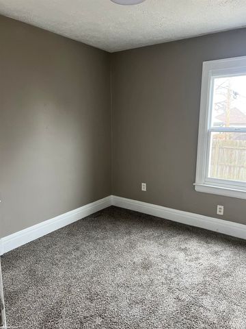 26 Hollywood Court, Mount Clemens, MI 48043