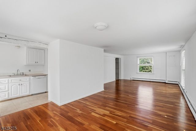 8 Morris Tpke, Randolph Twp., NJ 07869