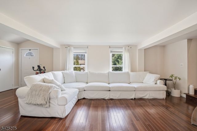 8 Morris Tpke, Randolph Twp., NJ 07869