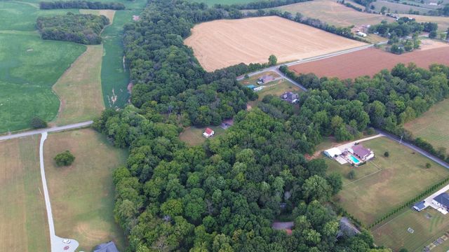 1502 New Deal Potts Rd, Portland, TN 37148