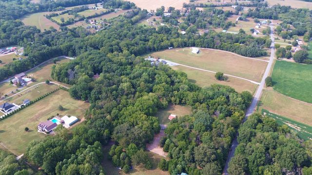 1502 New Deal Potts Rd, Portland, TN 37148