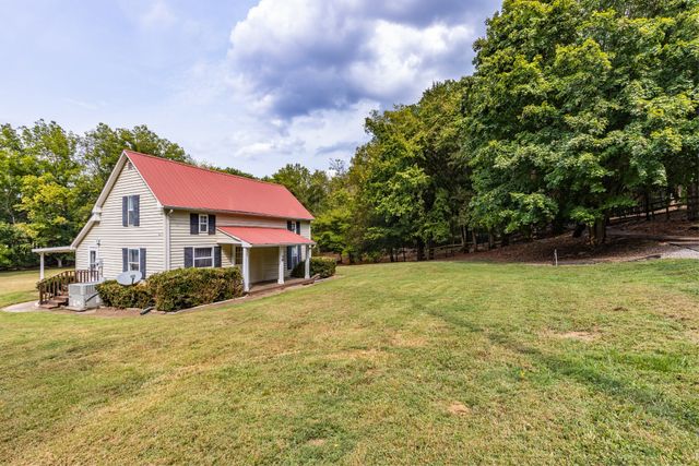 1502 New Deal Potts Rd, Portland, TN 37148