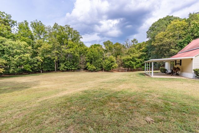 1502 New Deal Potts Rd, Portland, TN 37148