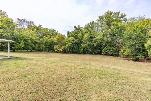 1502 New Deal Potts Rd, Portland, TN 37148