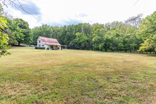 1502 New Deal Potts Rd, Portland, TN 37148
