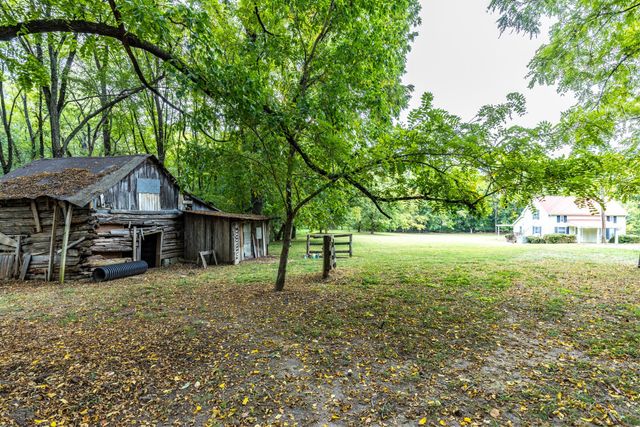 1502 New Deal Potts Rd, Portland, TN 37148