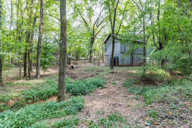 1502 New Deal Potts Rd, Portland, TN 37148