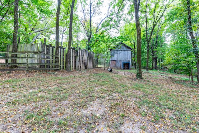 1502 New Deal Potts Rd, Portland, TN 37148