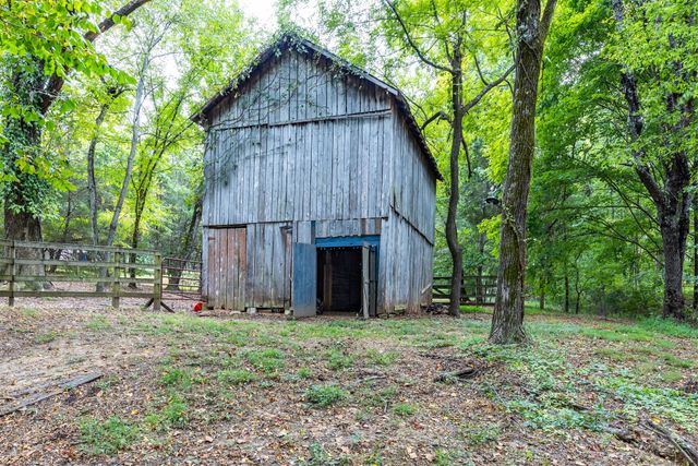 1502 New Deal Potts Rd, Portland, TN 37148