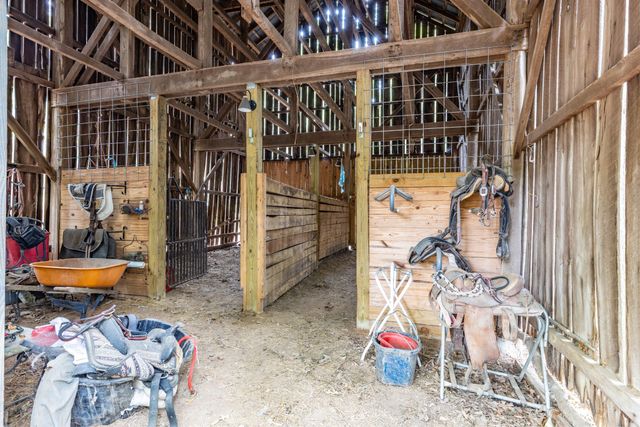 1502 New Deal Potts Rd, Portland, TN 37148