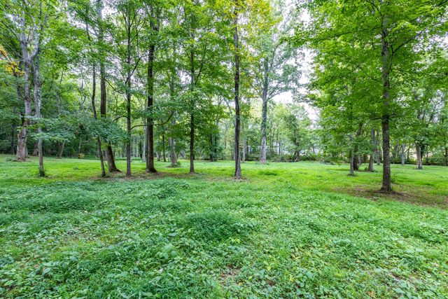 1502 New Deal Potts Rd, Portland, TN 37148