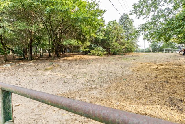 1502 New Deal Potts Rd, Portland, TN 37148