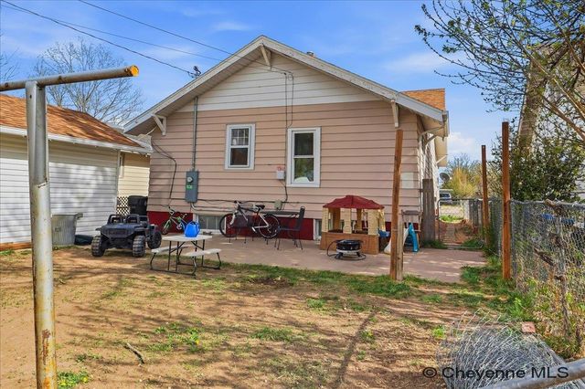 612 W 27TH ST, Cheyenne, WY 82001