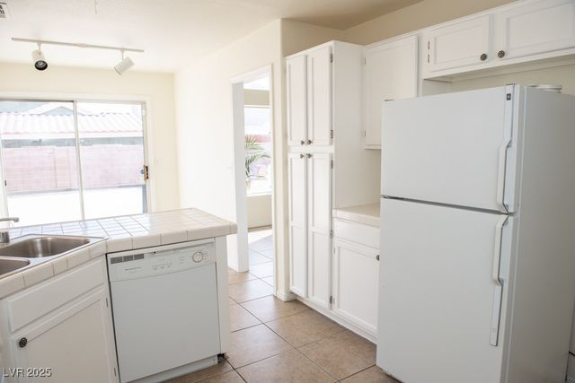 6984 Wineberry Drive, Las Vegas, NV 89119