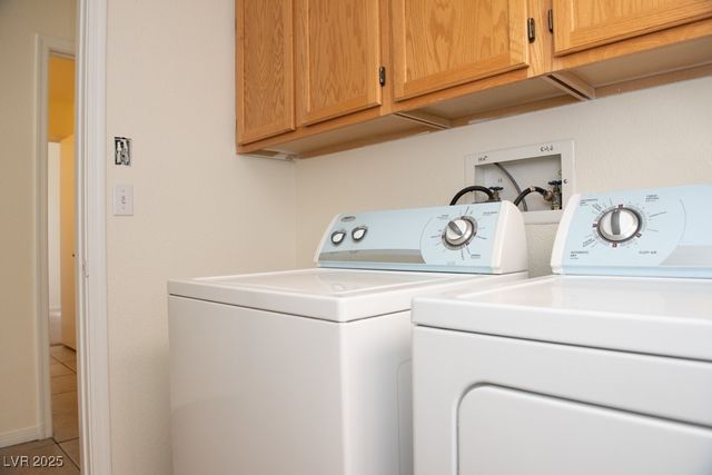 6984 Wineberry Drive, Las Vegas, NV 89119