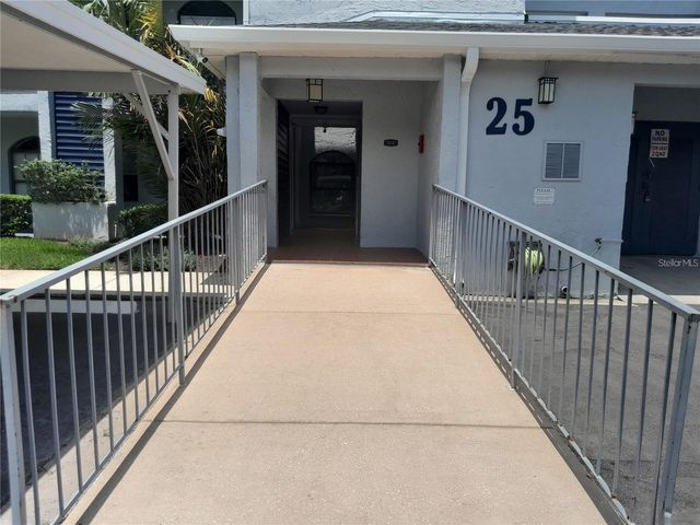 25210 NORTHLAKE DRIVE 210, Sanford, FL 32773