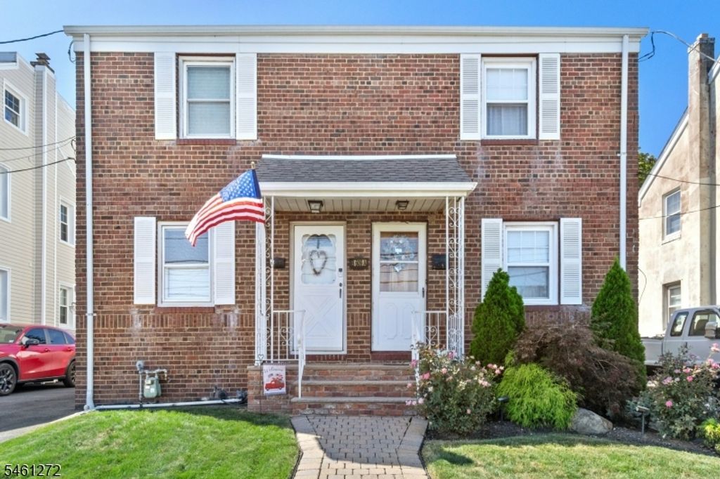 609 Arnett St, Elizabeth City, NJ 07202