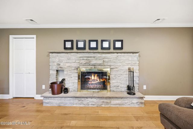3 Warren Drive, Marlboro, NJ 07746