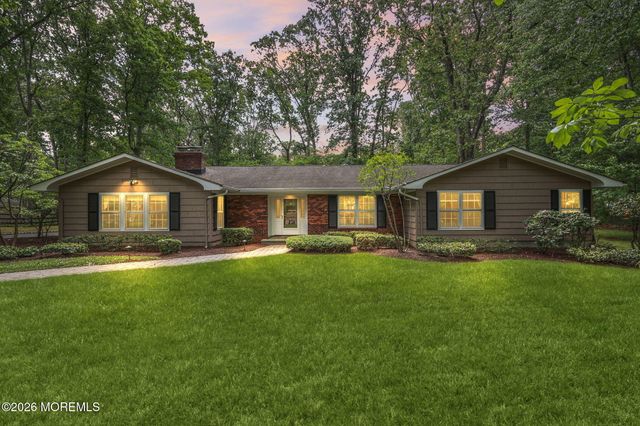 3 Warren Drive, Marlboro, NJ 07746