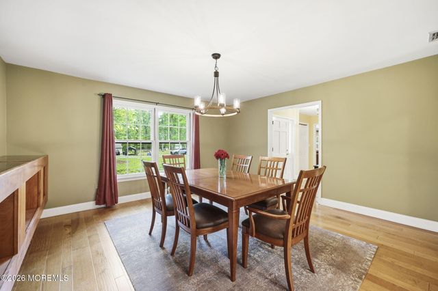 3 Warren Drive, Marlboro, NJ 07746