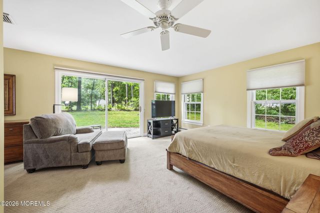 3 Warren Drive, Marlboro, NJ 07746