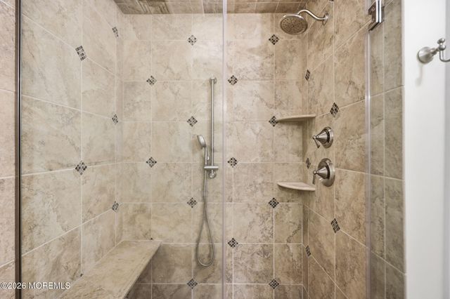 3 Warren Drive, Marlboro, NJ 07746