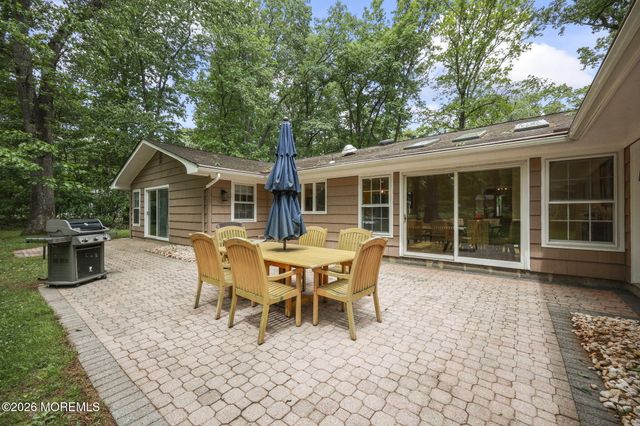 3 Warren Drive, Marlboro, NJ 07746
