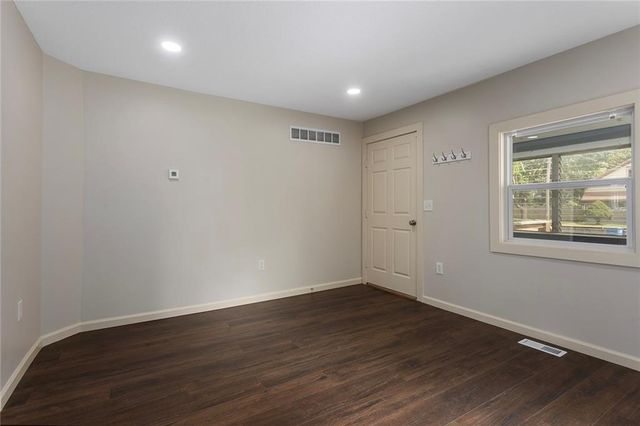 724 N Osage Street, Independence, MO 64050