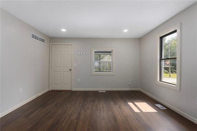 724 N Osage Street, Independence, MO 64050