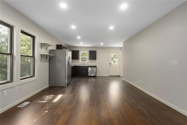 724 N Osage Street, Independence, MO 64050