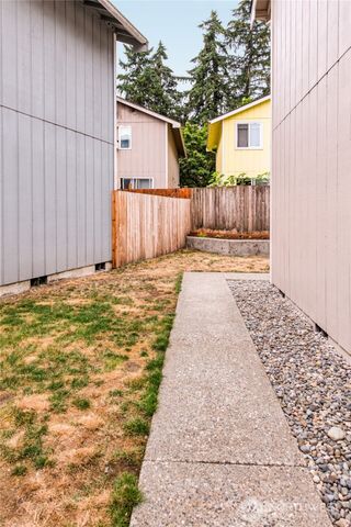 6105 Carmel Lane SE, Lacey, WA 98503