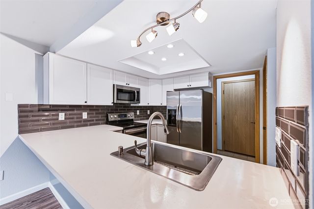 6105 Carmel Lane SE, Lacey, WA 98503