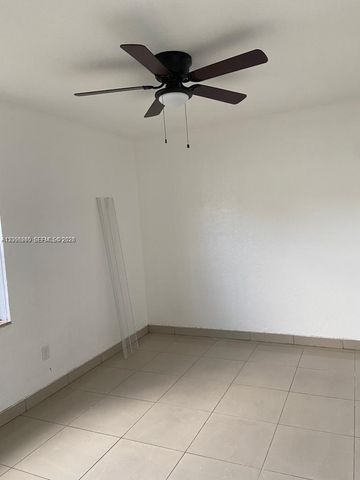 1840 NE 174th Street 1, North Miami Beach, FL 33162