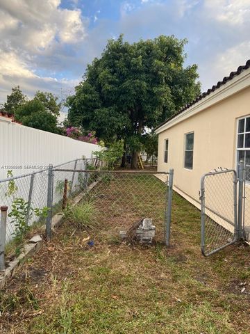 1840 NE 174th Street 1, North Miami Beach, FL 33162