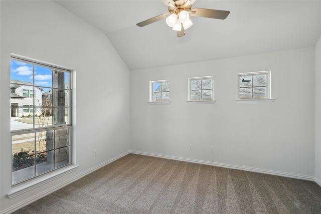 1215 Stockton Lane, Red Oak, TX 75154