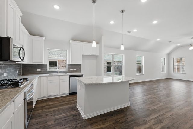 1215 Stockton Lane, Red Oak, TX 75154
