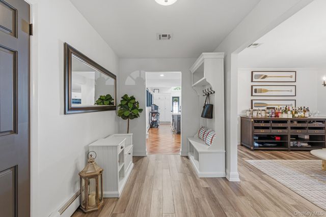 39 Marlin Lane, Port Washington, NY 11050