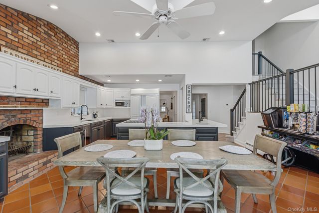 39 Marlin Lane, Port Washington, NY 11050
