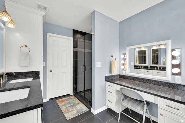 3139 N PELICAN DR, Farr West, UT 84404