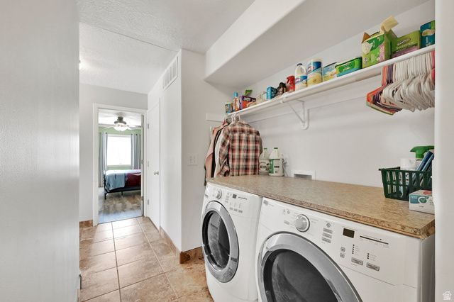 3139 N PELICAN DR, Farr West, UT 84404