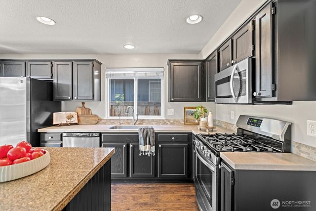 17621 SE 17TH Circle, Vancouver, WA 98683