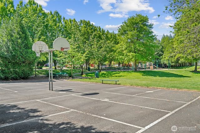 17621 SE 17TH Circle, Vancouver, WA 98683