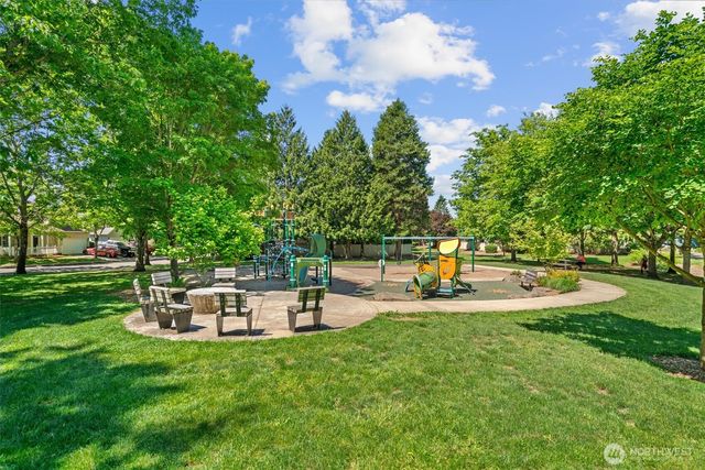 17621 SE 17TH Circle, Vancouver, WA 98683