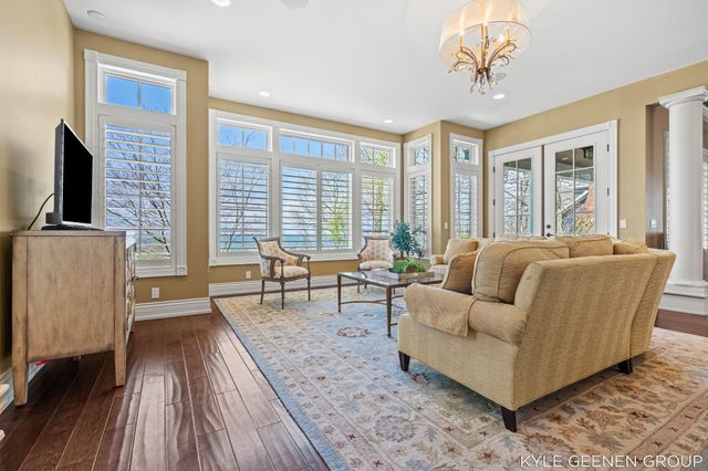 2817 Lakeshore Drive, Fennville, MI 49408